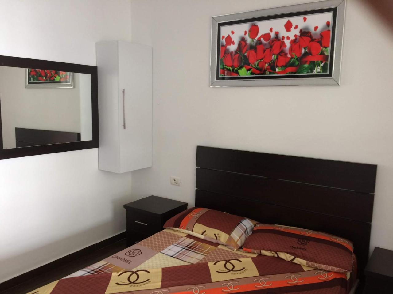 Holiday Home Shëngjin 外观 照片